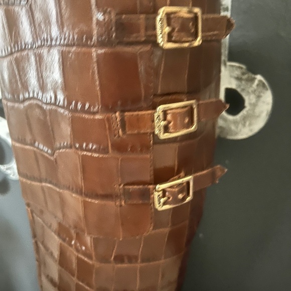 Ralph Lauren Jennison II Embossed Croc Leather Knee-High Boots. Size 8. - Picture 5 of 12